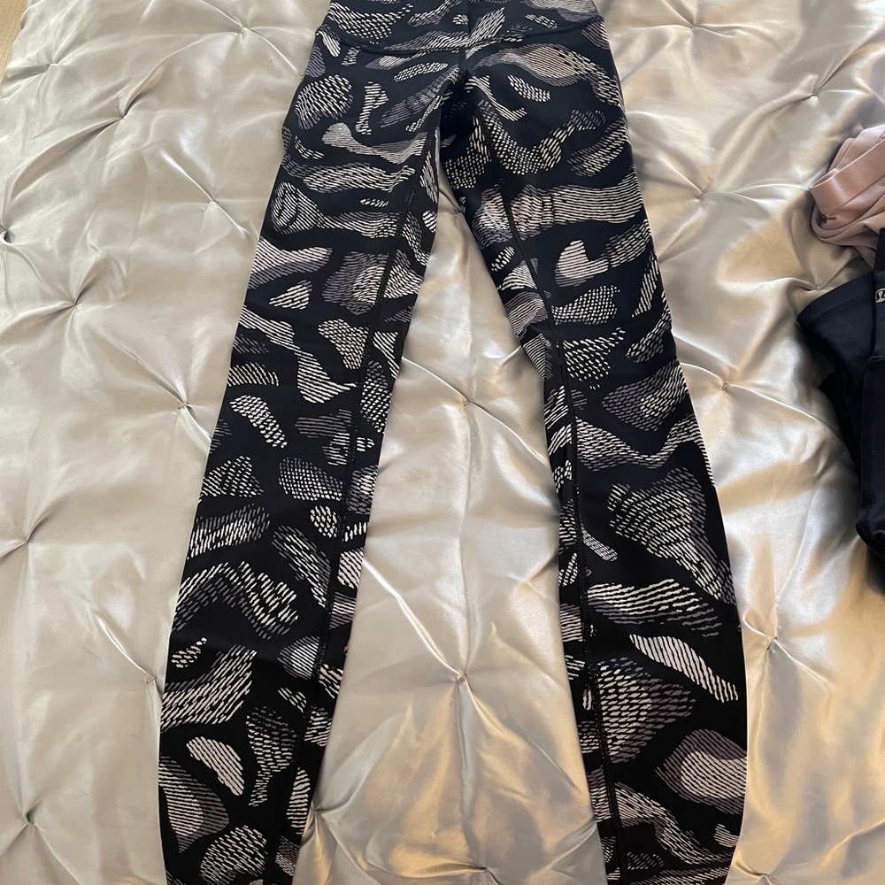 3 pairs of Lululemon Wunder Under Tights